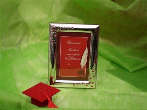 Cornice laurea con strass rossi Cornice laurea in argento con swarovsky rossi